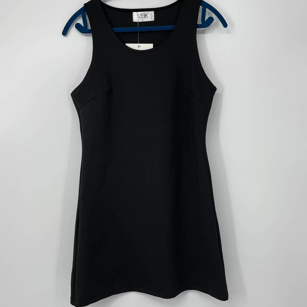 SEEK THE LABEL BLACK FIGURE FLATTERING FORM FITTING SLEEVELESS DRESS MEDIUM